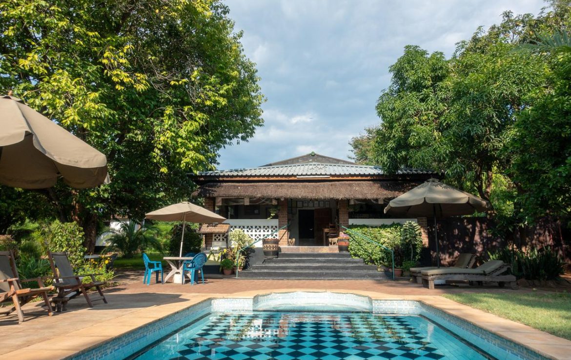 Stunning Lodge for sale in Livingstone Zambia, Real Estate Zambia ZambianHome