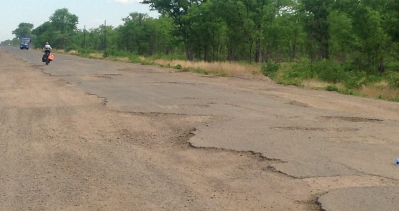 Tourists regret driving conditions on Livingstone